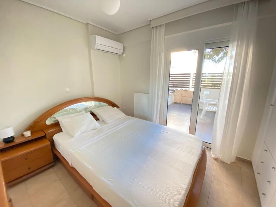 Cozy 2 Room Apartment With Garden Near Athens Air-Port Artemida  Exterior foto